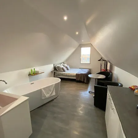 Bed and Breakfast Les Charmes 3